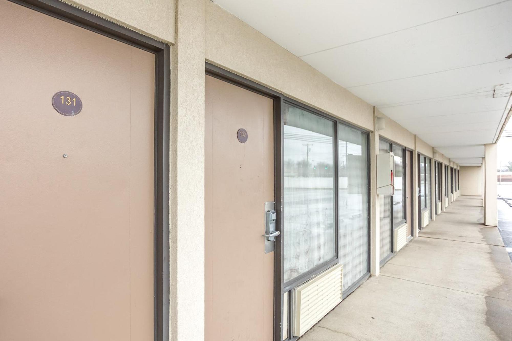 Oyo Townhouse Owensboro West Hotell Eksteriør bilde